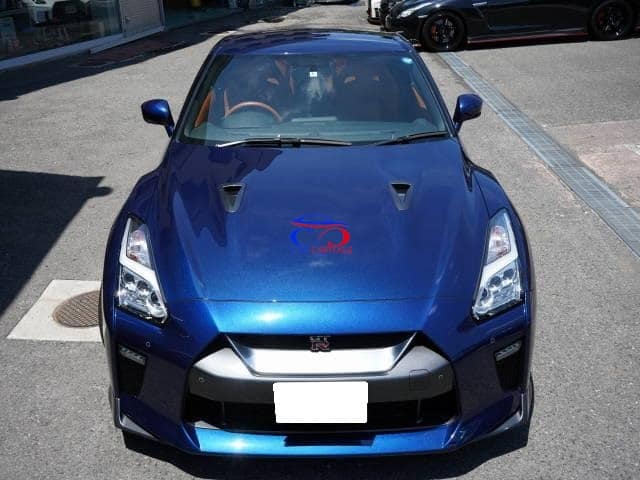 NISSAN GT-R