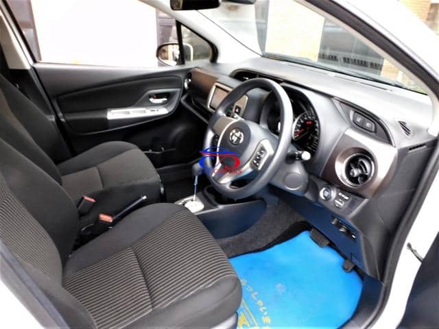 TOYOTA VITZ JEWELA