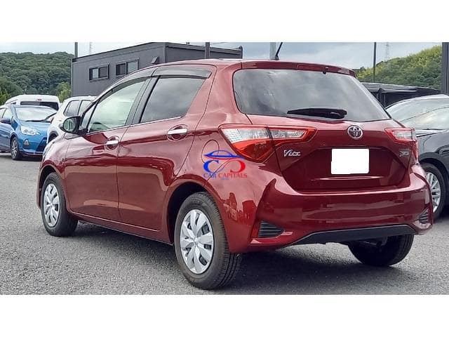 TOYOTA VITZ JEWELA