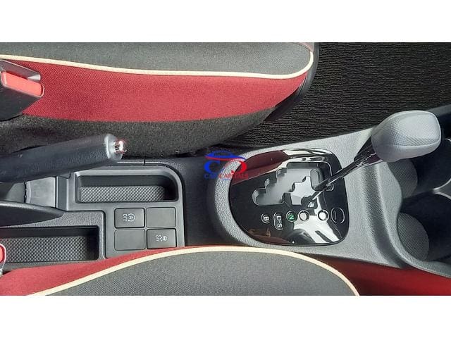 TOYOTA VITZ JEWELA