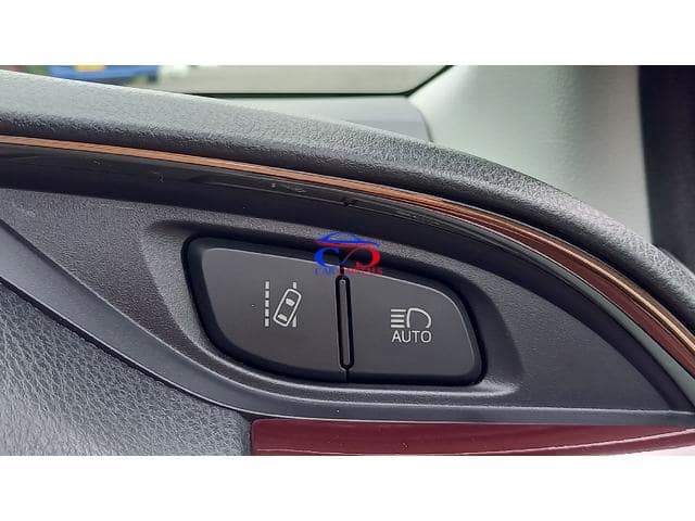 TOYOTA VITZ JEWELA