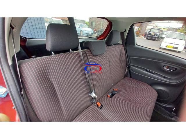 TOYOTA VITZ JEWELA