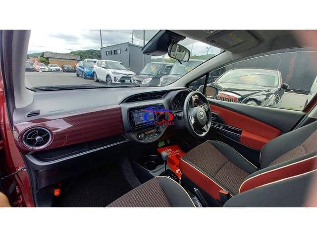 TOYOTA VITZ JEWELA