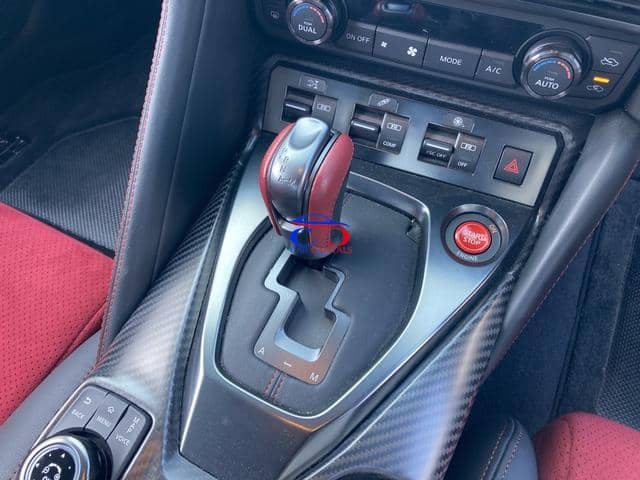 NISSAN GT-R