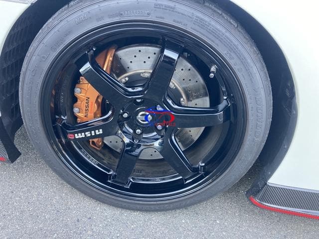 NISSAN GT-R