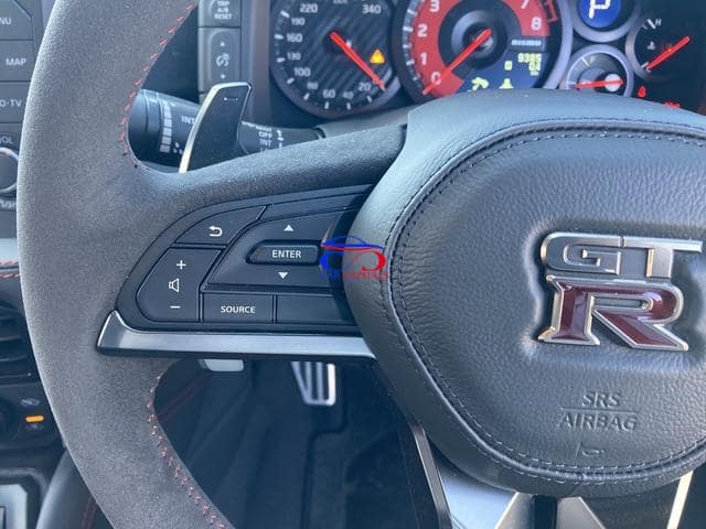 NISSAN GT-R