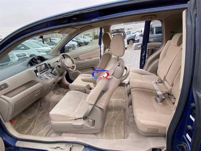 TOYOTA RAUM
