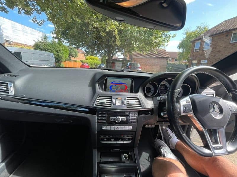 Mercedes Benz E-Class E200