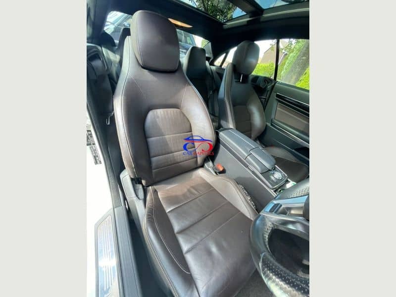 Mercedes Benz E-Class E200