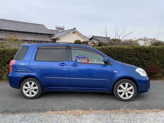 TOYOTA RAUM