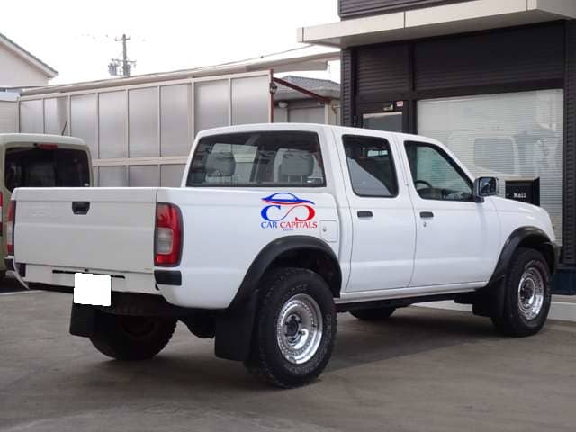 NISSAN DATSUN