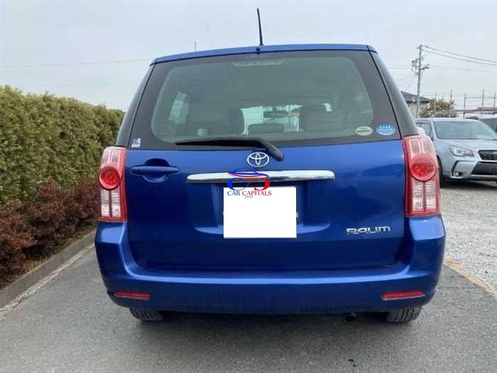 TOYOTA RAUM