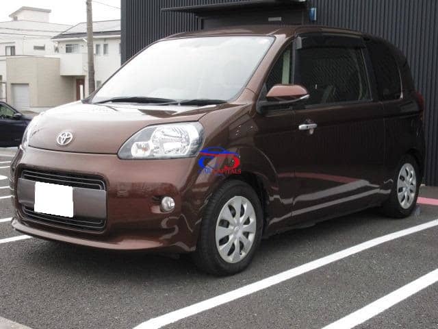 TOYOTA PORTE