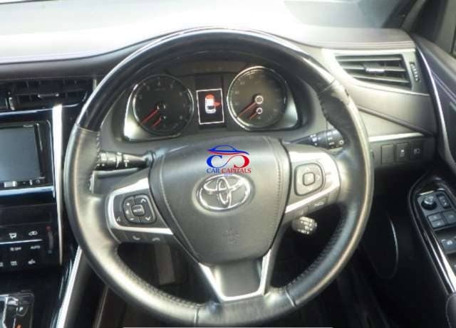 Toyota Harier 2015