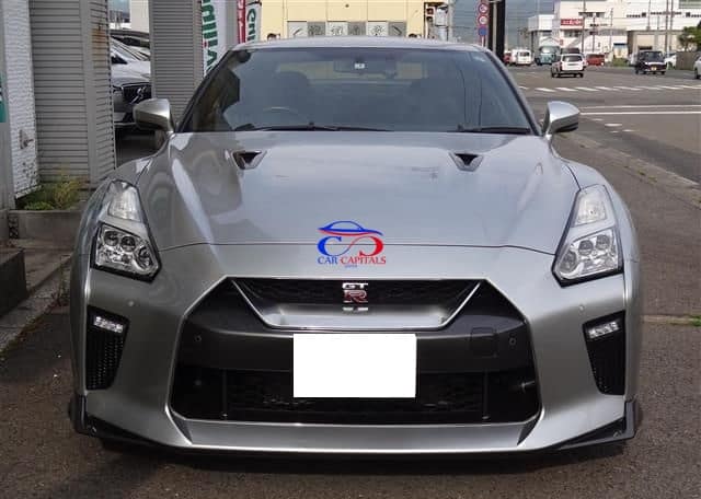 NISSAN GT-R