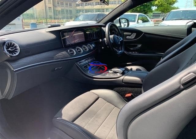 MERCEDES BENZ E-CLASS E200