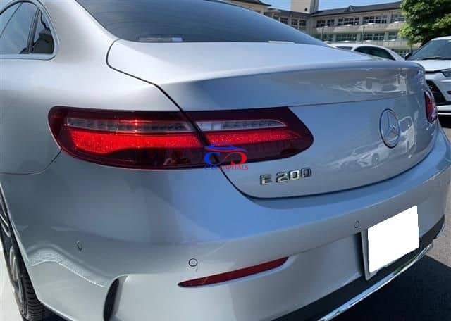 MERCEDES BENZ E-CLASS E200