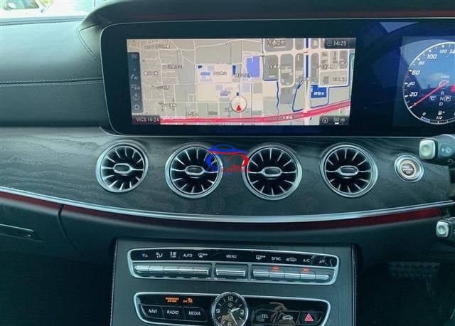 MERCEDES BENZ E-CLASS E200
