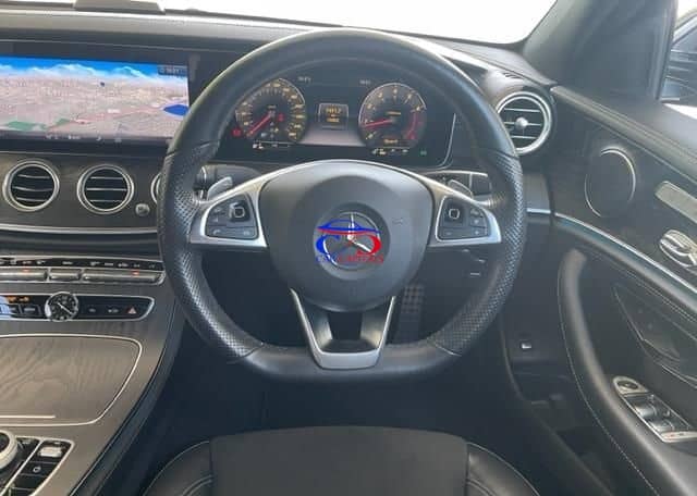 MERCEDES BENZ E-CLASS E250