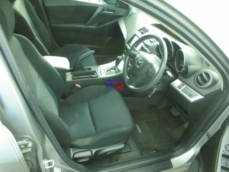 MAZDA AXELA SPORT