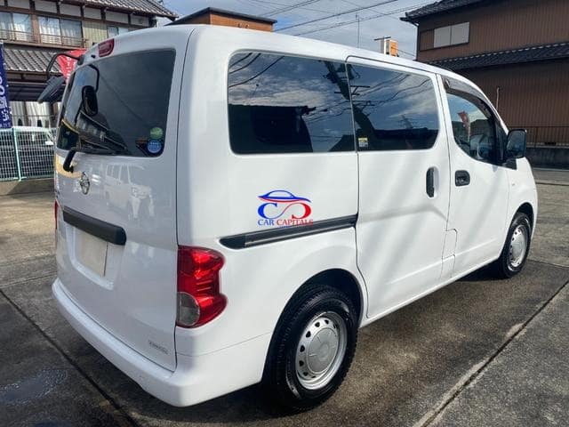 NISSAN NV200 VANETTE VAN DX