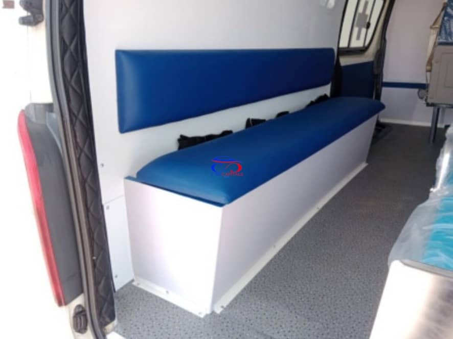 2007 TOYOTA HIACE AMBULANCE WAGON