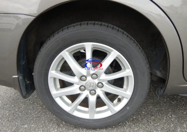 TOYOTA PREMIO 2010
