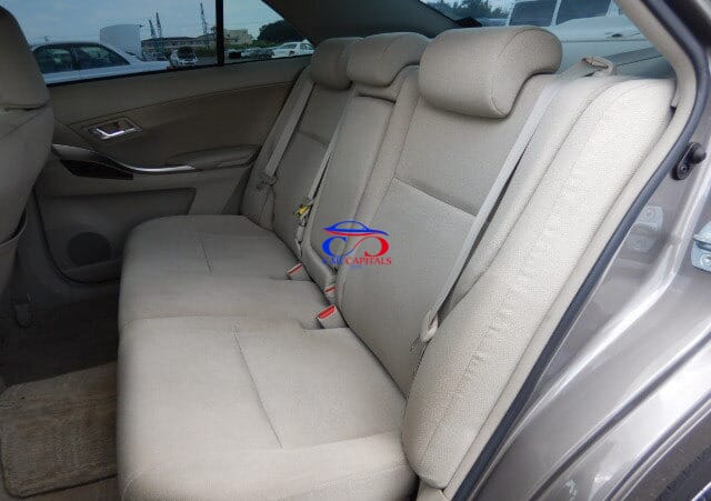 TOYOTA PREMIO 2010