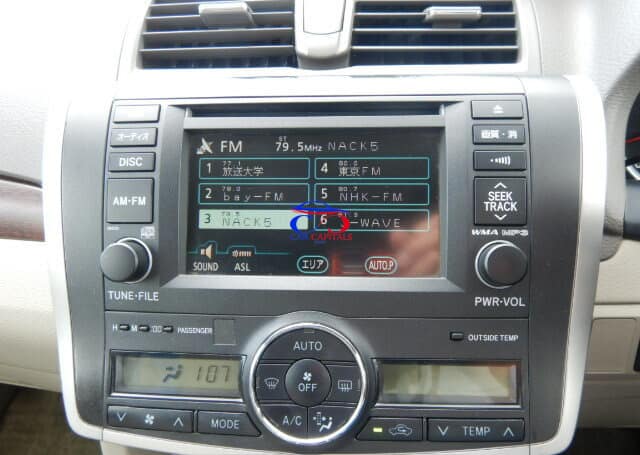 TOYOTA PREMIO 2010
