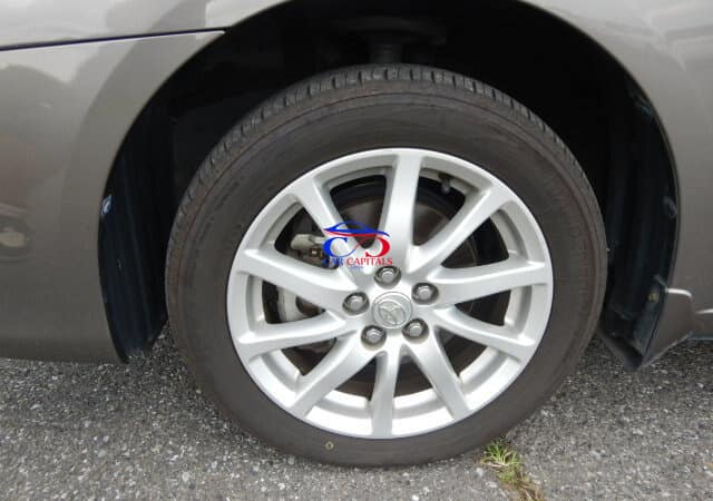 TOYOTA PREMIO 2010