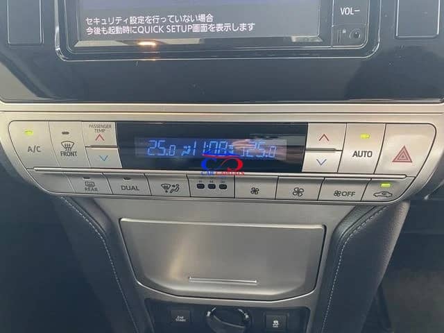 TOYOTA LAND CRUISER PRADO TX L