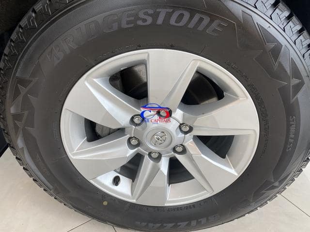 TOYOTA LAND CRUISER PRADO TX L