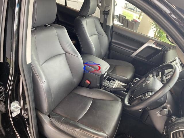 TOYOTA LAND CRUISER PRADO TX L