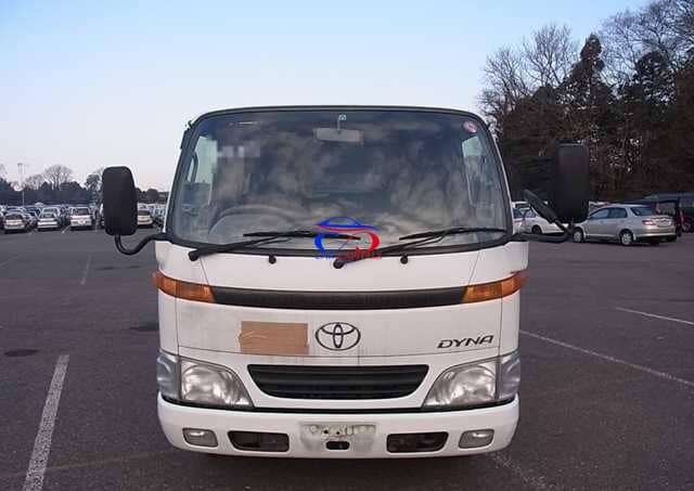 TOYOTA DYNA VAN (4B) 1999