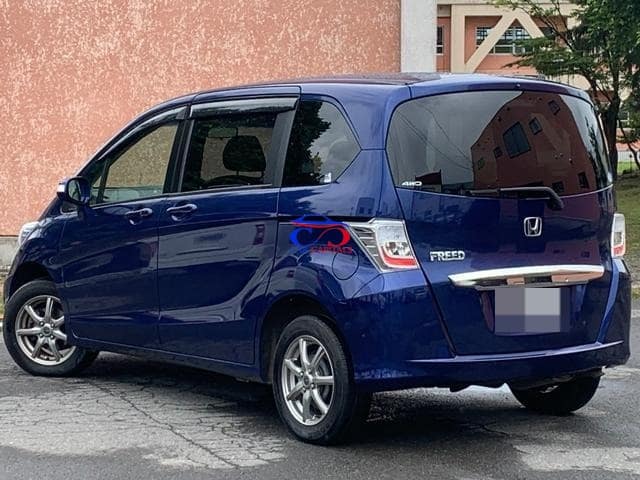 HONDA FREED G 2012