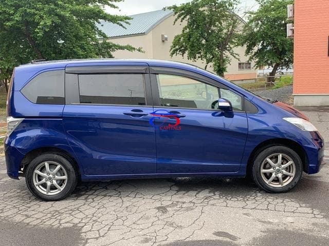HONDA FREED G 2012
