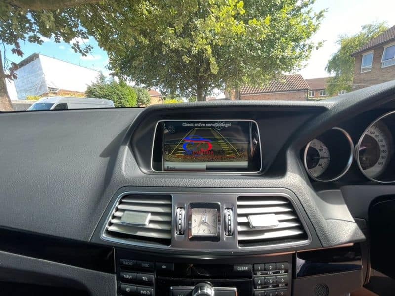Mercedes Benz E-Class E200