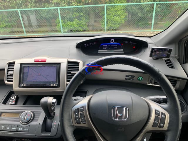 HONDA FREED SPIKE