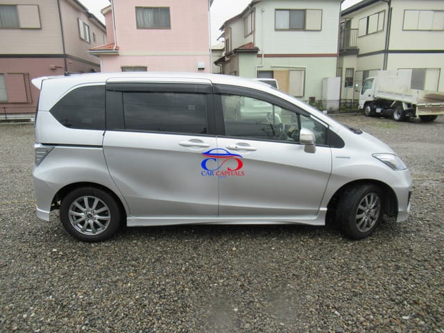 HONDA FREED