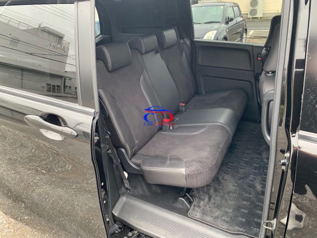 HONDA FREED SPIKE
