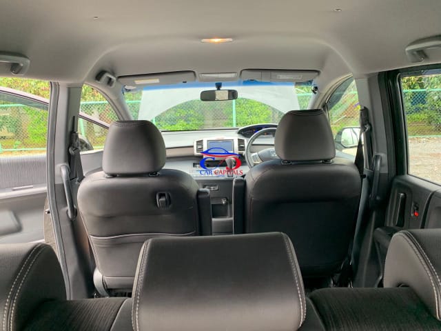 HONDA FREED SPIKE
